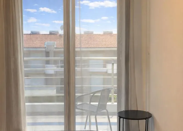 Granari Luxury Maisonette * Никити